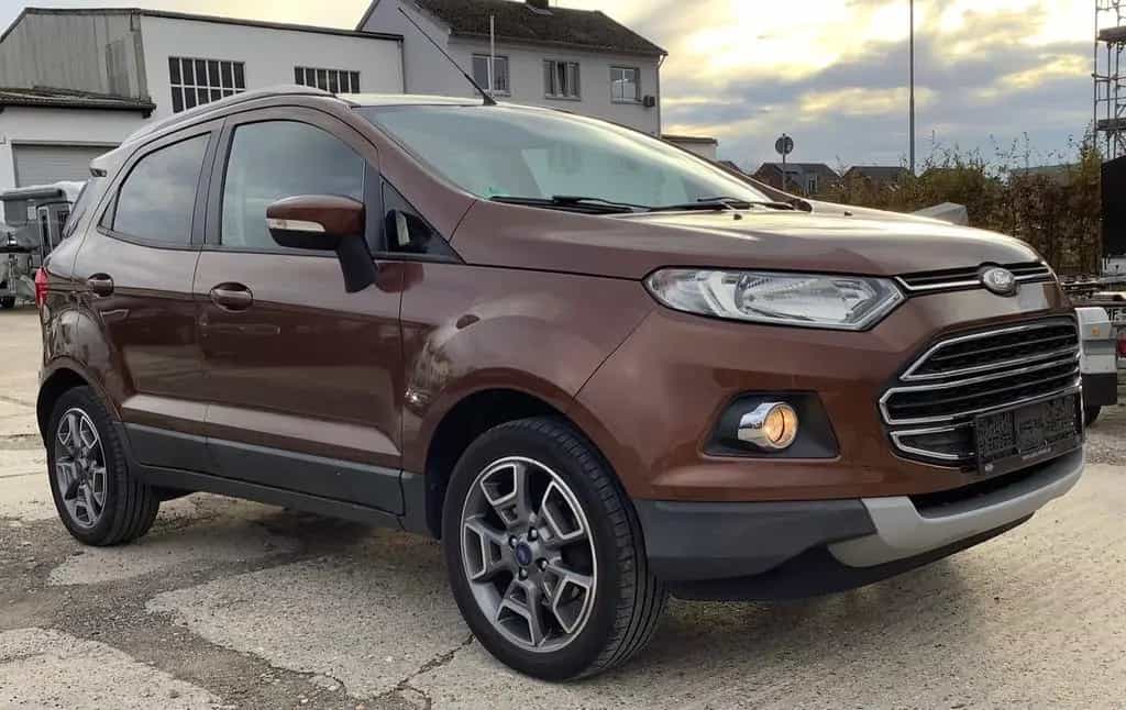 Ford EcoSport Titanium aus 1.Hand Steuerkette Neu! 08/2016-photo-2