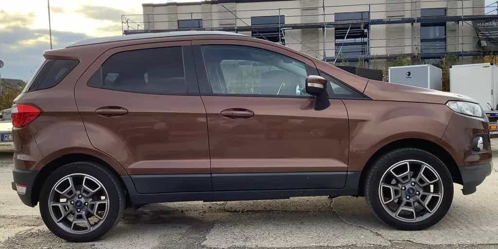 Ford EcoSport Titanium aus 1.Hand Steuerkette Neu! 08/2016-photo-3