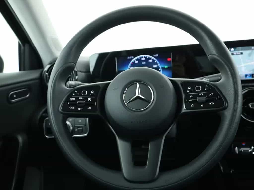 Mercedes-Benz A 180 d Automatik*PTS*Kamera*Navigation*LED*DAB* 12/2022-photo-10