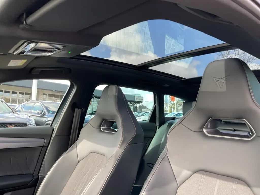Cupra Leon Sportstourer VZ 2.0 TSI DSG 4Drive PANO AHK 04/2024-photo-13