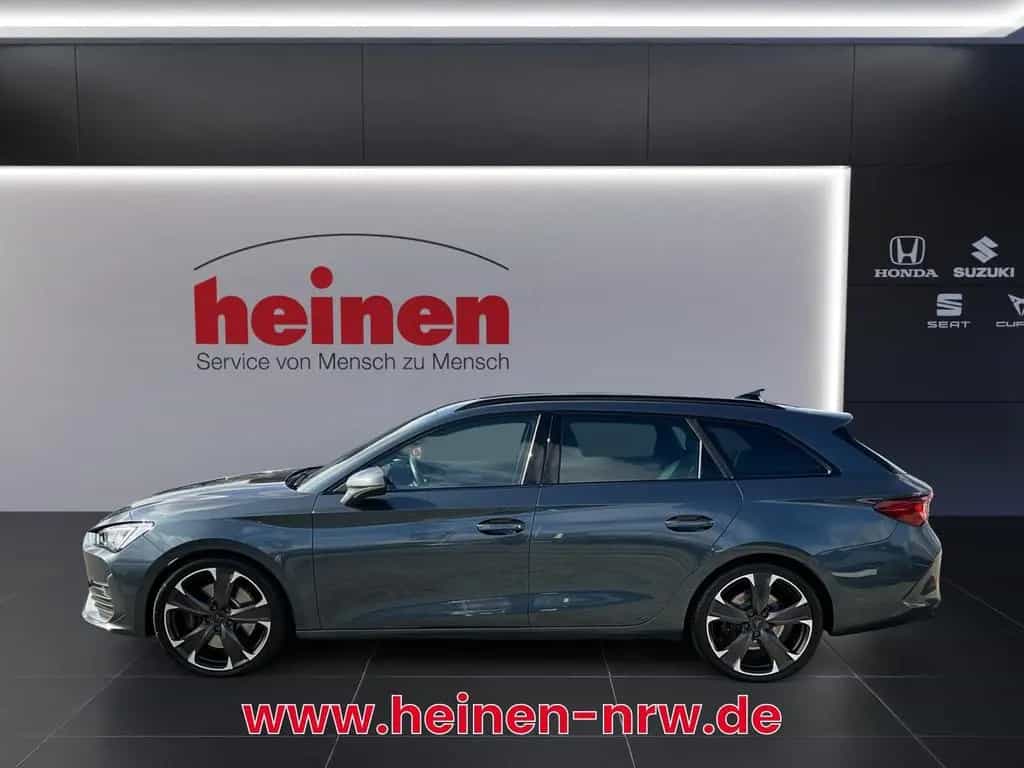 Cupra Leon Sportstourer VZ 2.0 TSI DSG 4Drive PANO AHK 04/2024-photo-2