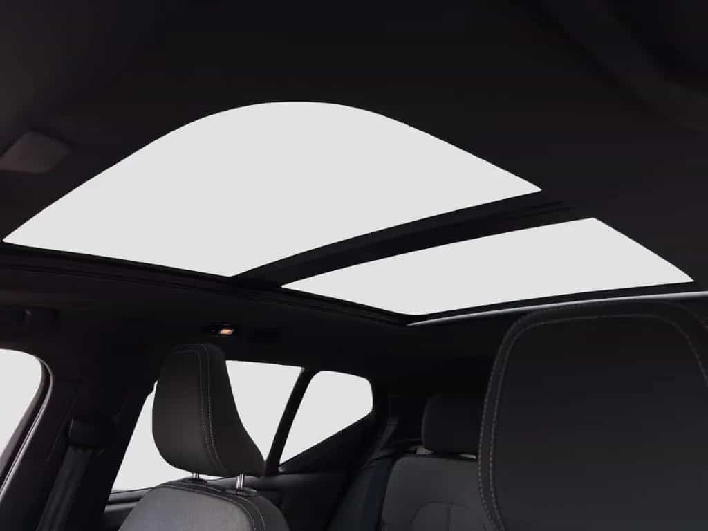 Volvo XC40 B3 Plus Black Edition/Navi/Pano/360K/20Zoll 06/2025-photo-14