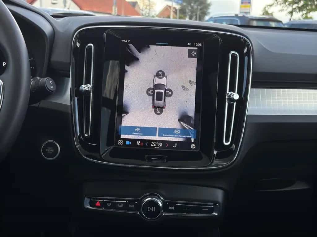 Volvo XC40 B3 Plus Black Edition/Navi/Pano/360K/20Zoll 06/2025-photo-19