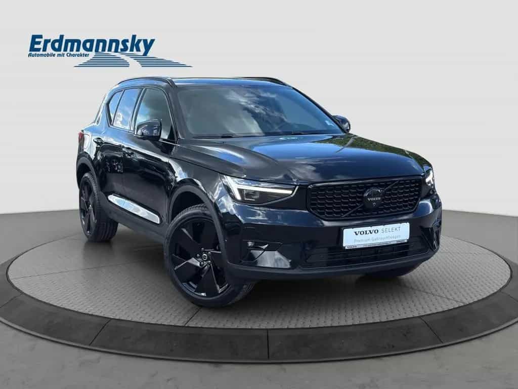 Volvo XC40 B3 Plus Black Edition/Navi/Pano/360K/20Zoll 06/2025-photo-2