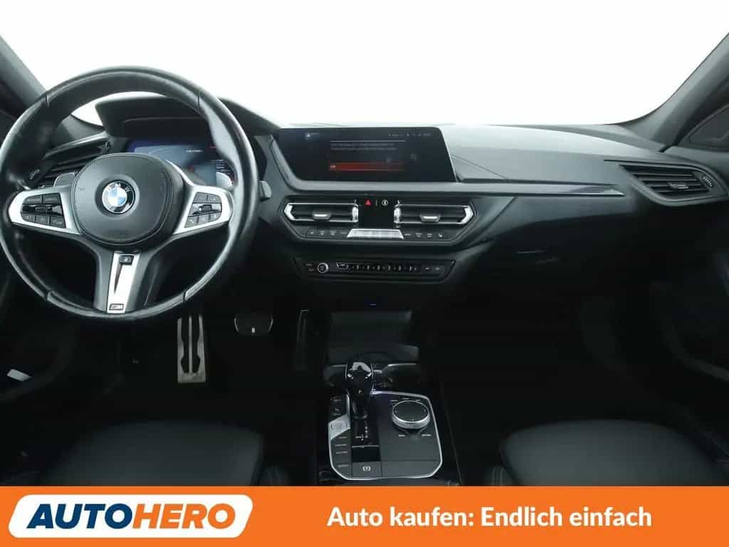 BMW M135 i xDrive Aut.*NAV*HUD*LED*TEMP*PDC*SHZ*ALU* 04/2021-photo-11