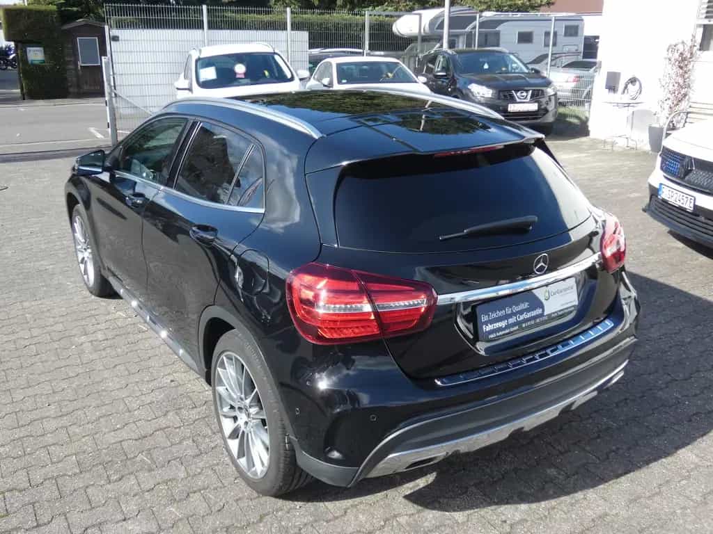 Mercedes-Benz GLA-Class 200 Automatik AMG-Line *NAVI*KLIMA*ALU*PDC* 04/2019-photo-4