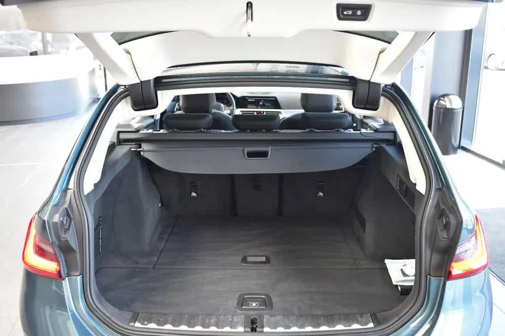 BMW 320 d Touring Advantage Aut. Laser~LiveCo~HUD~ACC 01/2021-photo-11