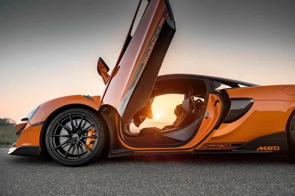 McLaren 600LT 03/2019-photo-2