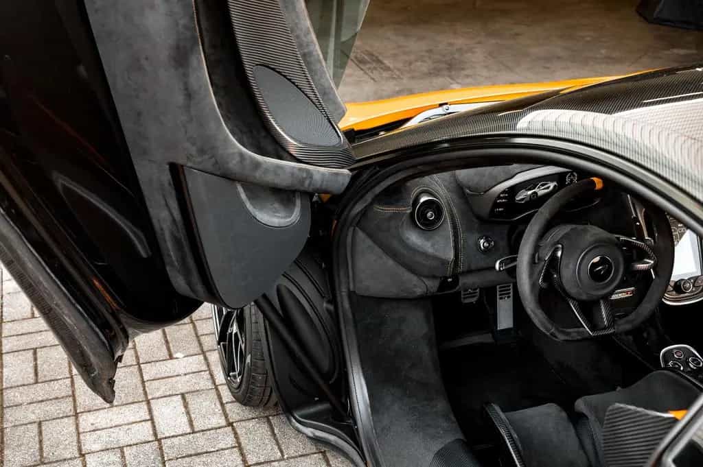 McLaren 600LT 03/2019-photo-7
