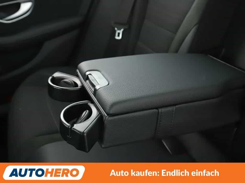 Mercedes-Benz C-Class 200 4Matic AMG Line Aut.*NAVI*LED*TEMPO*CAM* 06/2017-photo-29