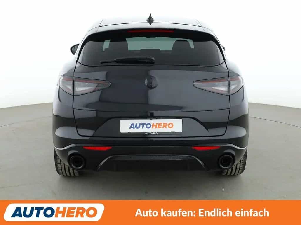 Alfa Romeo 2.0 Turbo Competizione Q4 Aut.*NAV*MATRIX*ACC* 09/2023-photo-4