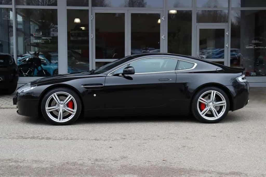 Aston Martin V8 Vantage Coupé 4.7 Schaltgetriebe/ Leder/ ONYX 04/2010-photo-2