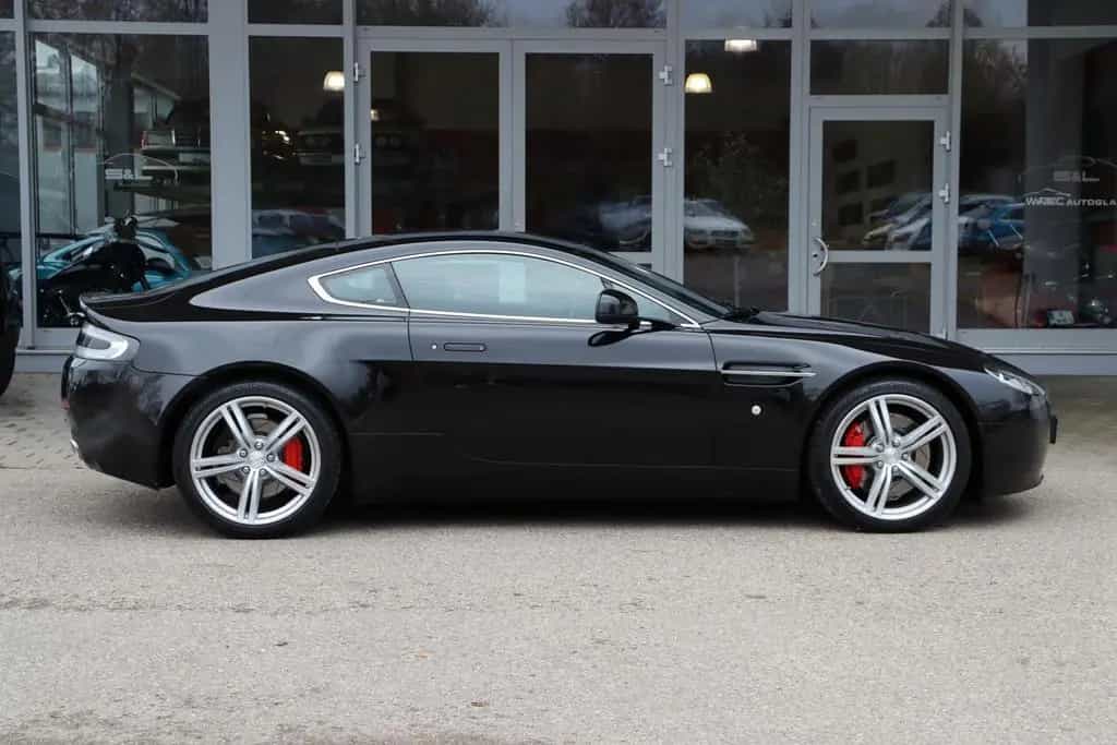 Aston Martin V8 Vantage Coupé 4.7 Schaltgetriebe/ Leder/ ONYX 04/2010-photo-3
