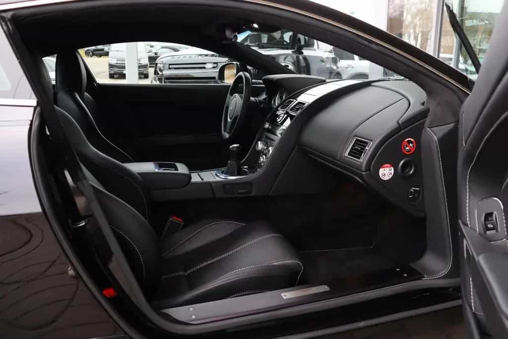 Aston Martin V8 Vantage Coupé 4.7 Schaltgetriebe/ Leder/ ONYX 04/2010-photo-9