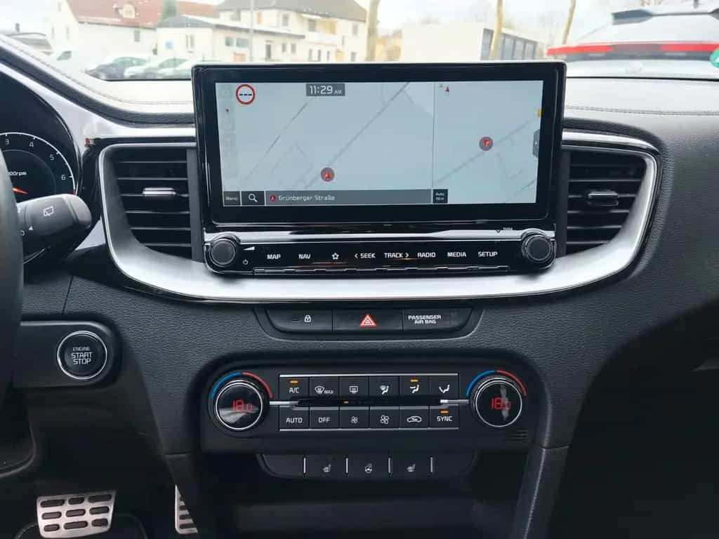 Kia XCeed Black Xdition 03/2022-photo-10