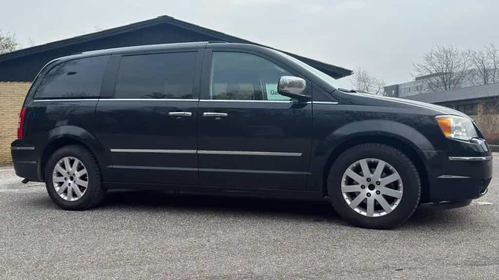 Chrysler Grand Voyager Limited 08/2008-photo-3