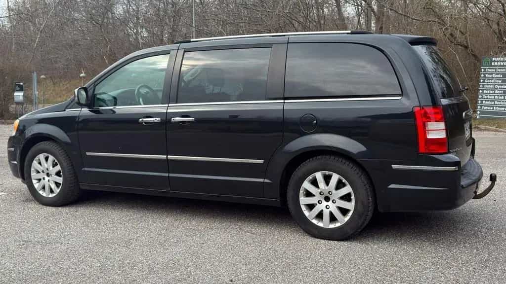 Chrysler Grand Voyager Limited 08/2008-photo-4