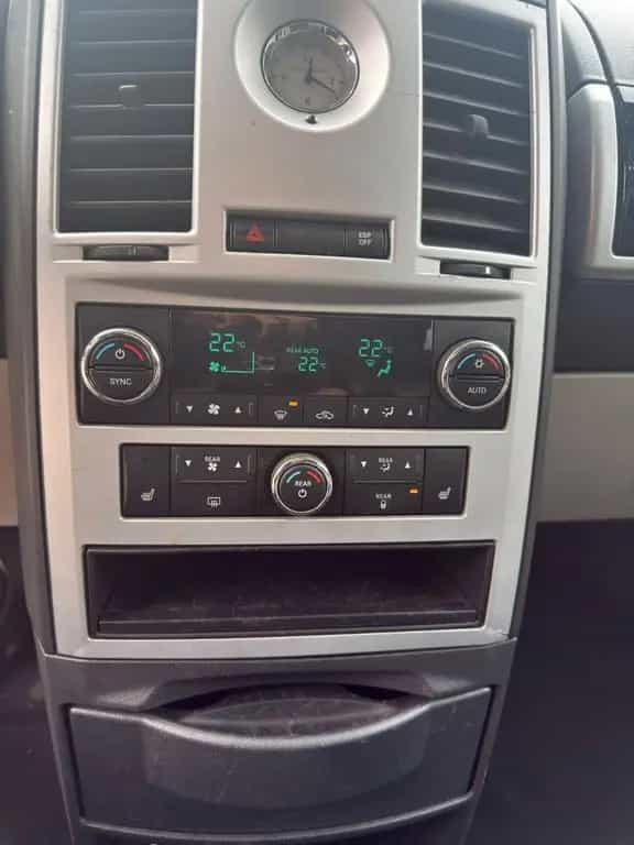 Chrysler Grand Voyager Limited 08/2008-photo-8