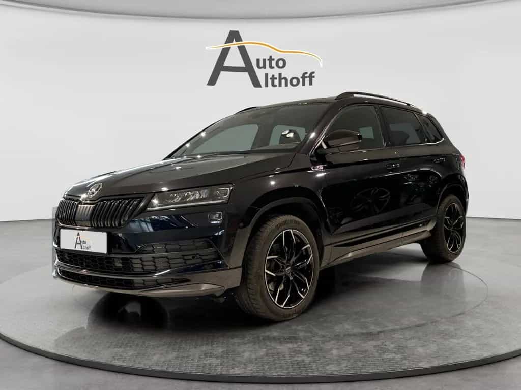 Skoda Karoq 2.0TSI Sport 4x4 1.HD AHK ACC LED DCC NAVI 10/2019-photo-2