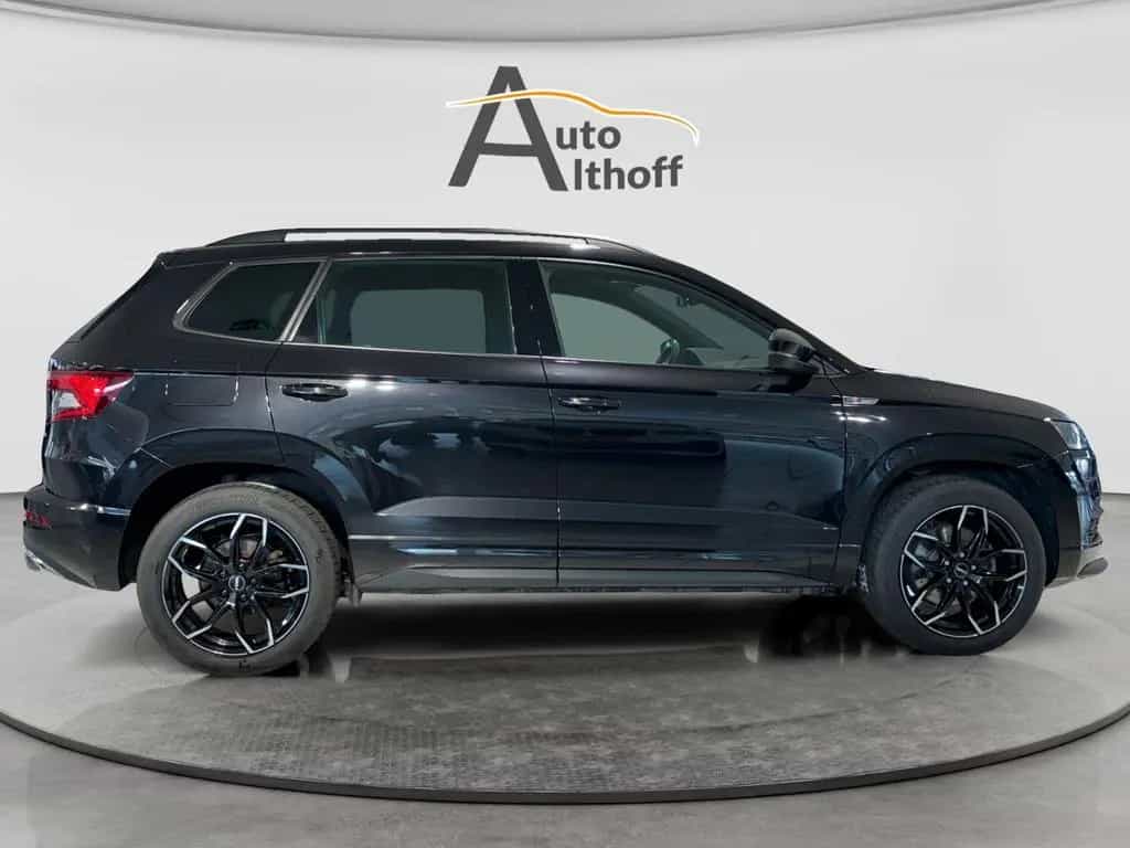 Skoda Karoq 2.0TSI Sport 4x4 1.HD AHK ACC LED DCC NAVI 10/2019-photo-25