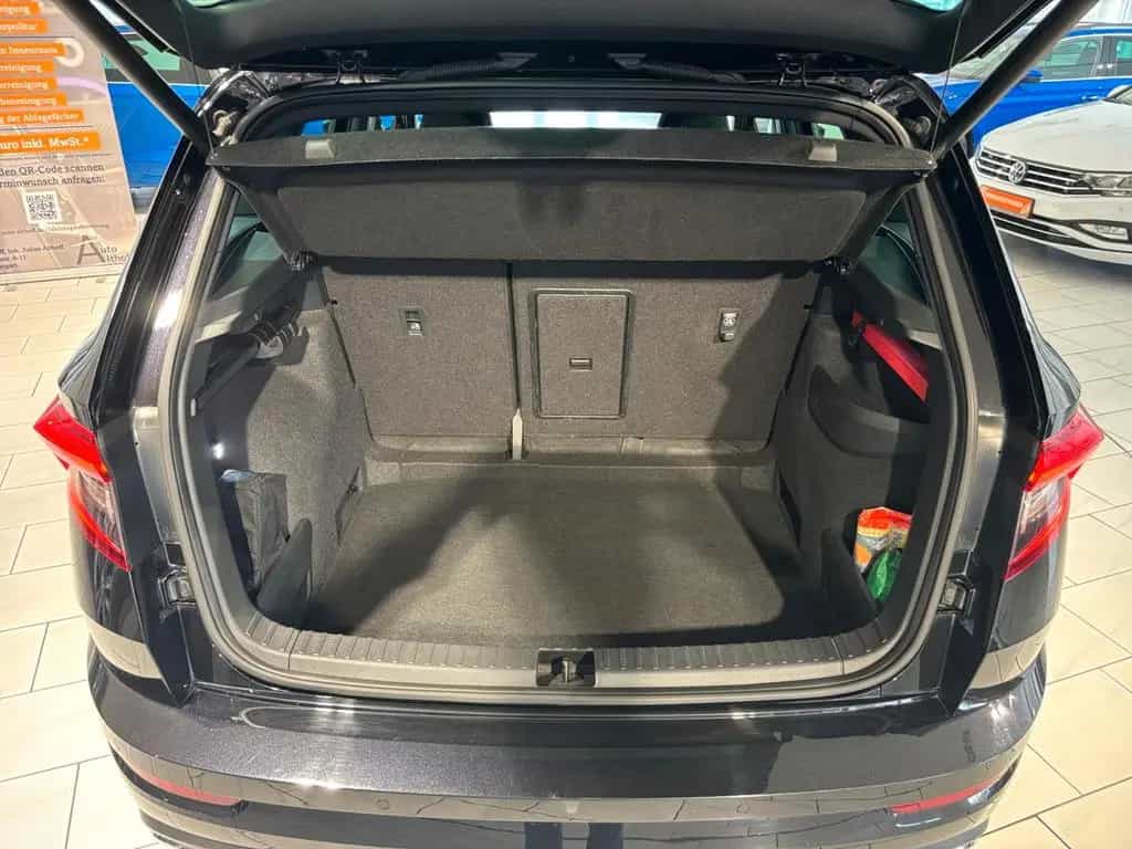 Skoda Karoq 2.0TSI Sport 4x4 1.HD AHK ACC LED DCC NAVI 10/2019-photo-26