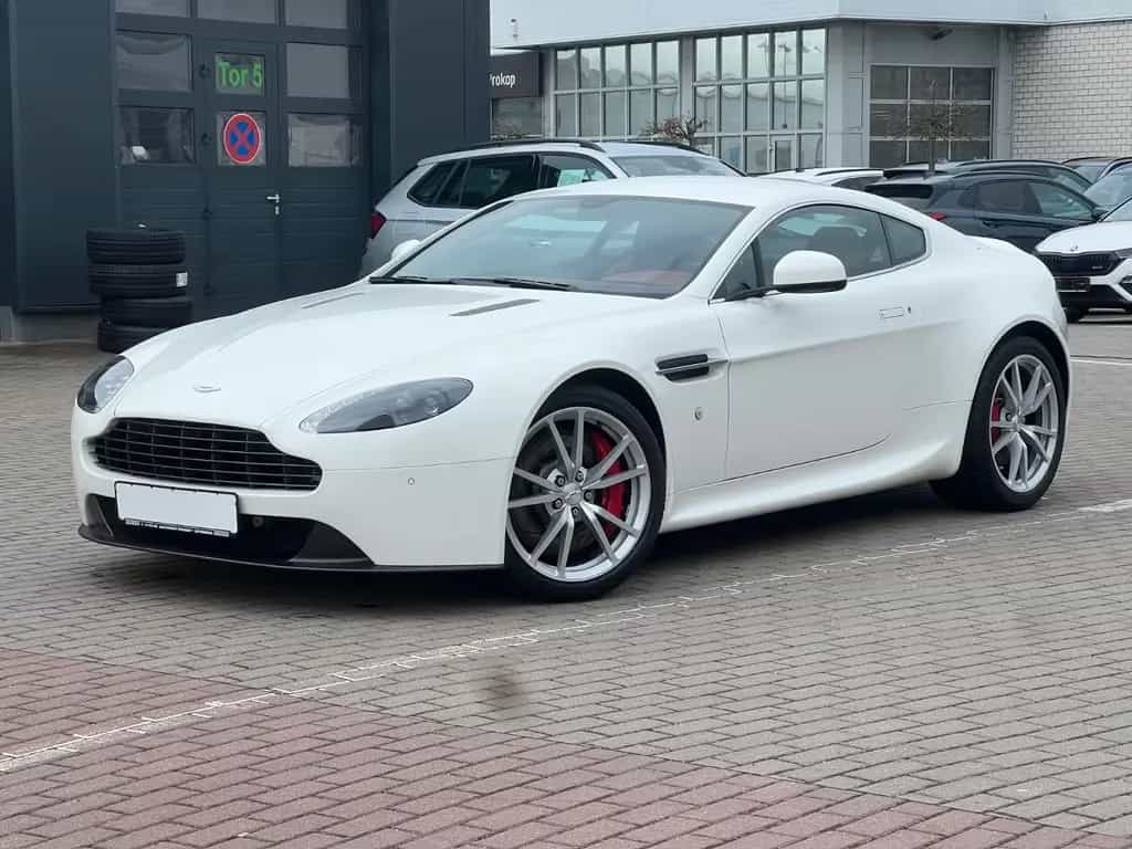 Aston Martin V8 Vantage Coupe*RFK nur 18TKM*wie NEU 03/2017-photo-0