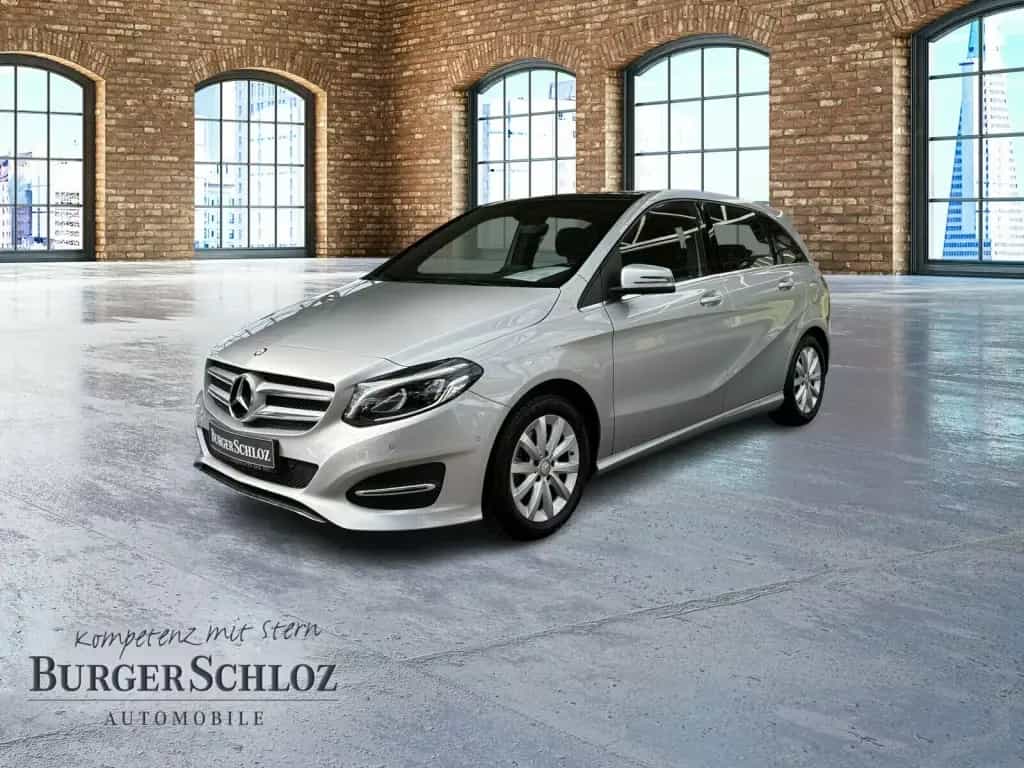 Mercedes-Benz B-Class 180 AUT KlimaA LED LM PDC Pano ParkAss SD SHZ 11/2016-photo-0