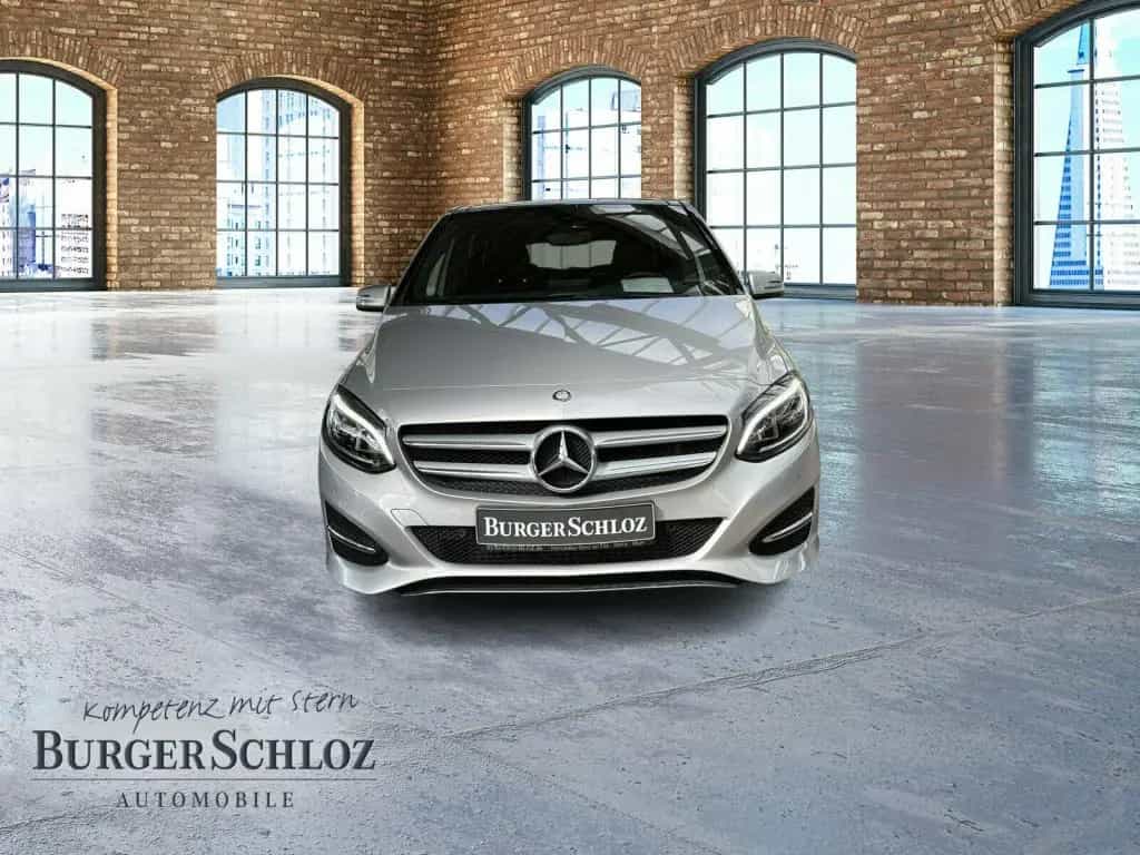 Mercedes-Benz B-Class 180 AUT KlimaA LED LM PDC Pano ParkAss SD SHZ 11/2016-photo-1