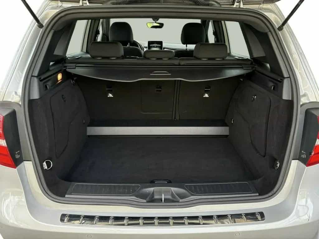 Mercedes-Benz B-Class 180 AUT KlimaA LED LM PDC Pano ParkAss SD SHZ 11/2016-photo-10