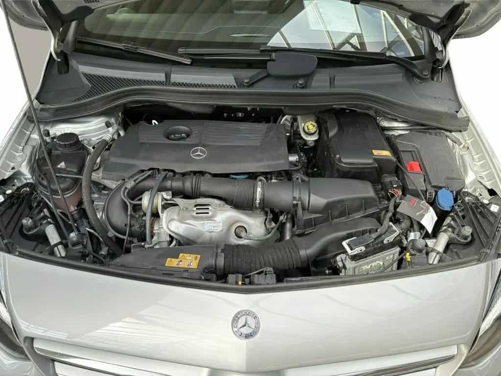 Mercedes-Benz B-Class 180 AUT KlimaA LED LM PDC Pano ParkAss SD SHZ 11/2016-photo-9