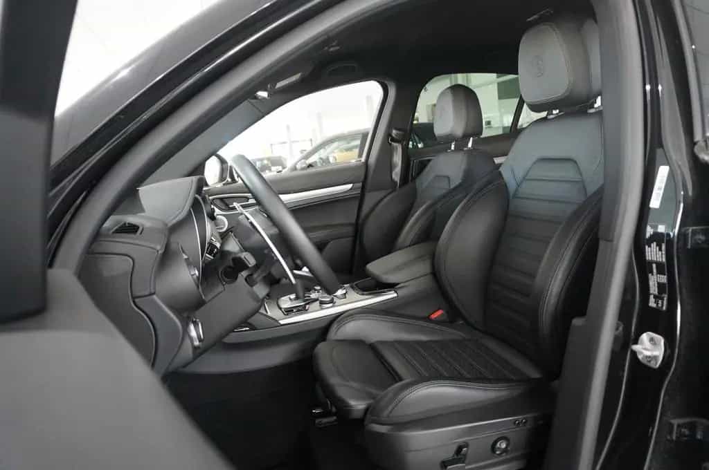 Alfa Romeo Stelvio 2.2D VELOCE Q4 NAVI/LED/KAMERA/MATRIX/SH 06/2024-photo-19