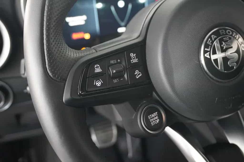 Alfa Romeo Stelvio 2.2D VELOCE Q4 NAVI/LED/KAMERA/MATRIX/SH 06/2024-photo-24