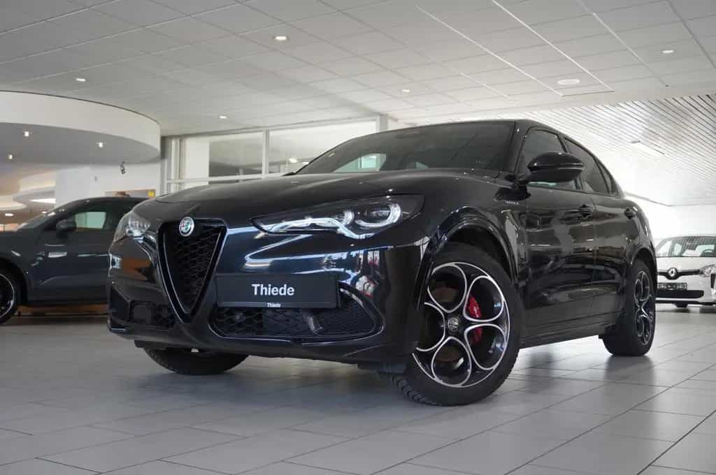 Alfa Romeo Stelvio 2.2D VELOCE Q4 NAVI/LED/KAMERA/MATRIX/SH 06/2024-photo-3