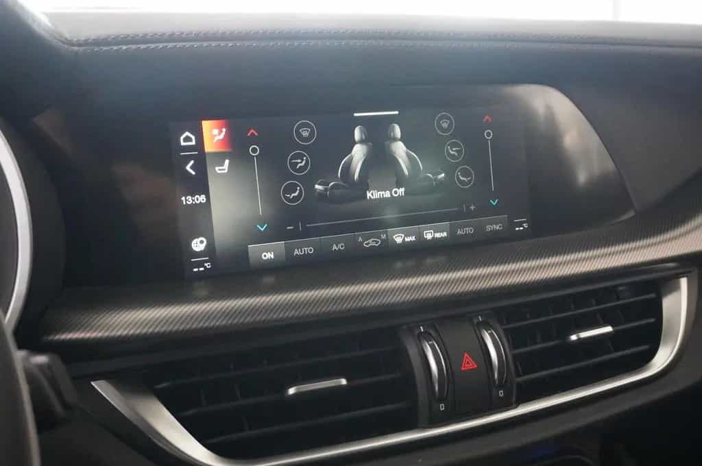 Alfa Romeo Stelvio 2.2D VELOCE Q4 NAVI/LED/KAMERA/MATRIX/SH 06/2024-photo-32