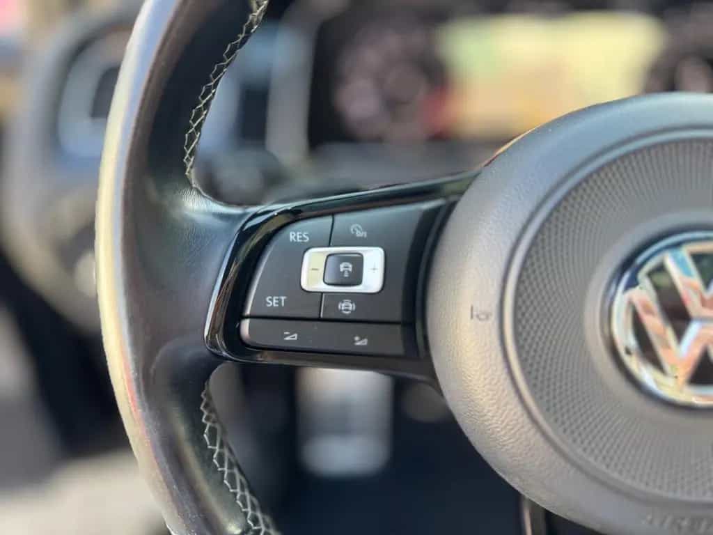 Volkswagen Golf VII LimR 4Motion*Akrap.*Pano*DCC*Dynaudio 09/2019-photo-21