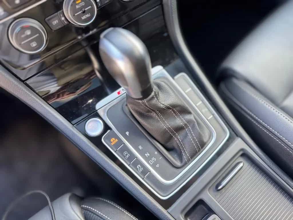 Volkswagen Golf VII LimR 4Motion*Akrap.*Pano*DCC*Dynaudio 09/2019-photo-25
