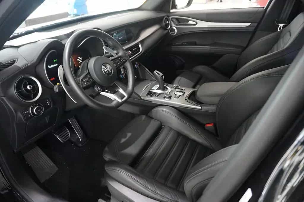 Alfa Romeo Stelvio 2.2D VELOCE Q4 NAVI/LED/KAMERA/MATRIX/SH 06/2024-photo-14