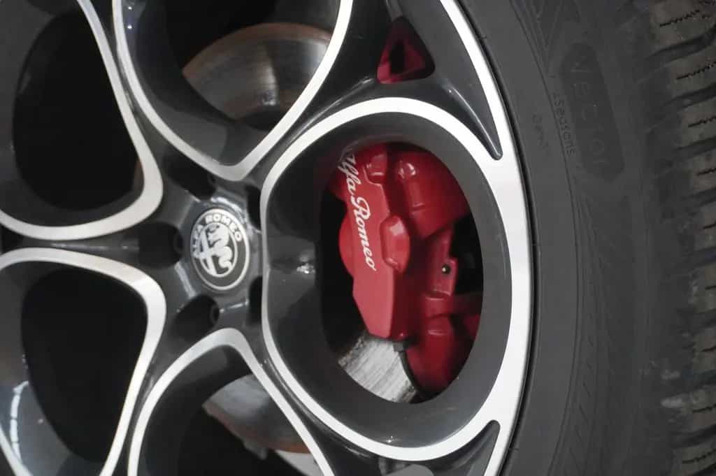 Alfa Romeo Stelvio 2.2D VELOCE Q4 NAVI/LED/KAMERA/MATRIX/SH 06/2024-photo-4