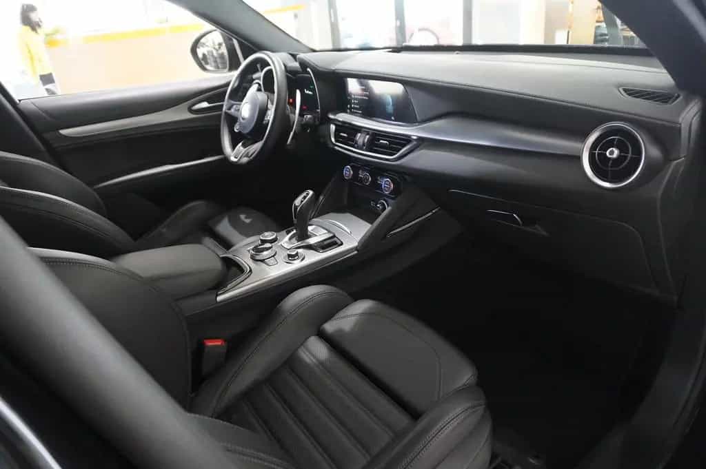 Alfa Romeo Stelvio 2.2D VELOCE Q4 NAVI/LED/KAMERA/MATRIX/SH 06/2024-photo-43