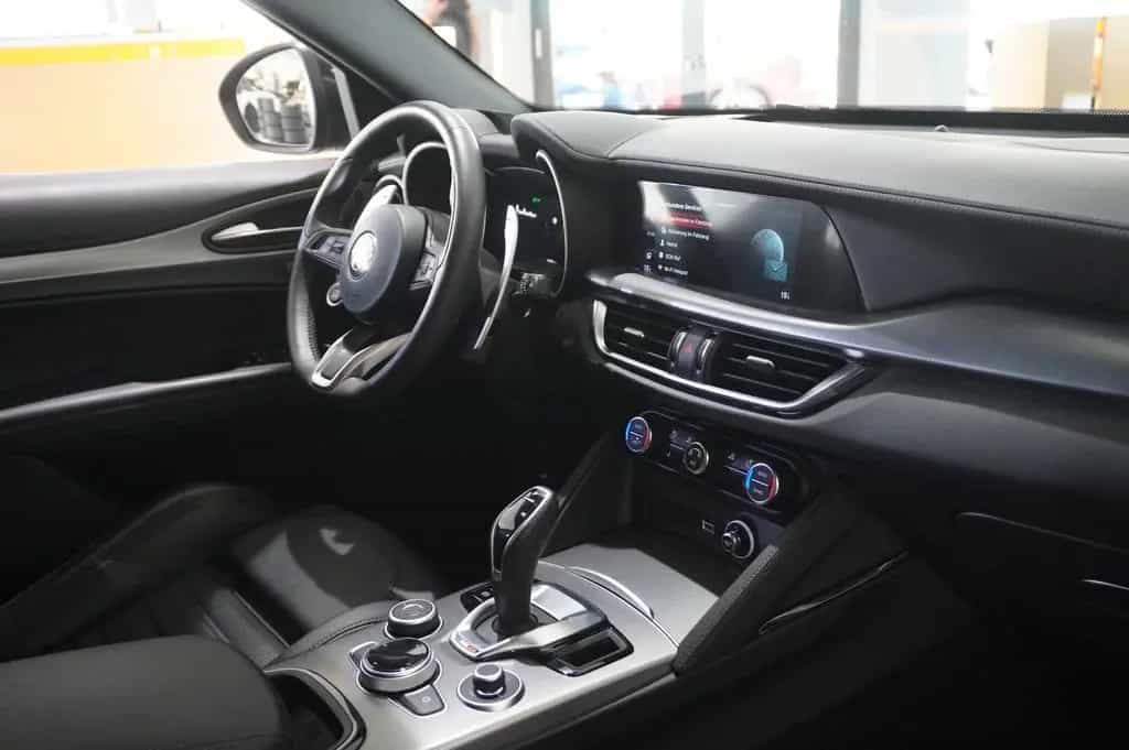 Alfa Romeo Stelvio 2.2D VELOCE Q4 NAVI/LED/KAMERA/MATRIX/SH 06/2024-photo-46