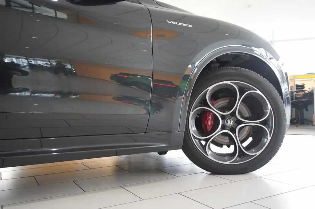 Alfa Romeo Stelvio 2.2D VELOCE Q4 NAVI/LED/KAMERA/MATRIX/SH 06/2024-photo-7