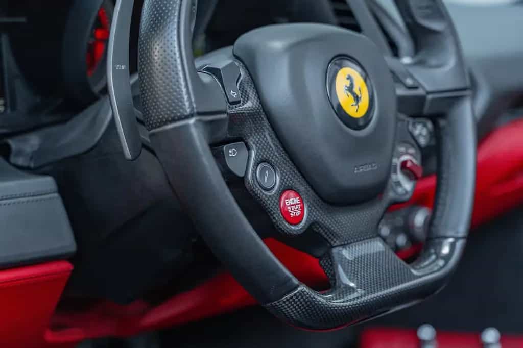 Ferrari 488 Spider *NEW SERVICE*NEW WARRANY FERRARI* PPF 01/2017-photo-23