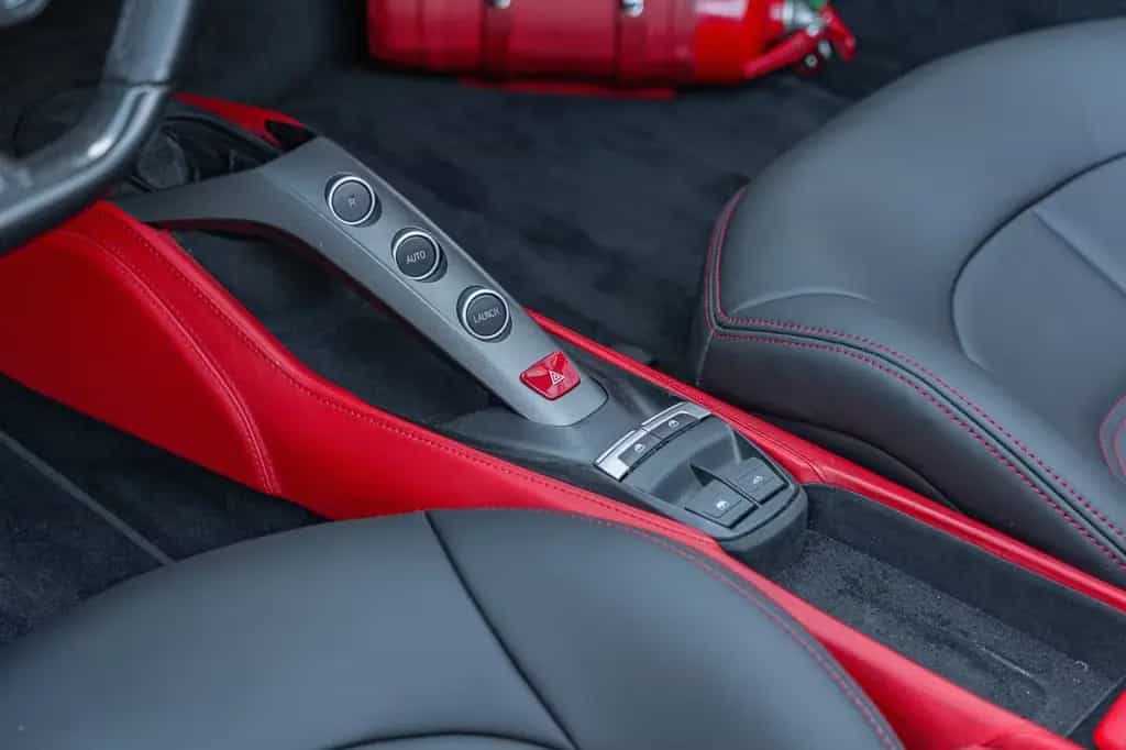 Ferrari 488 Spider *NEW SERVICE*NEW WARRANY FERRARI* PPF 01/2017-photo-25