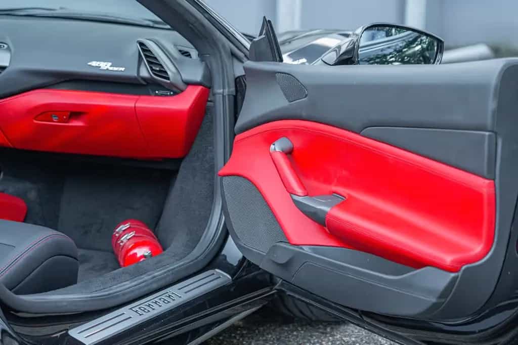 Ferrari 488 Spider *NEW SERVICE*NEW WARRANY FERRARI* PPF 01/2017-photo-33