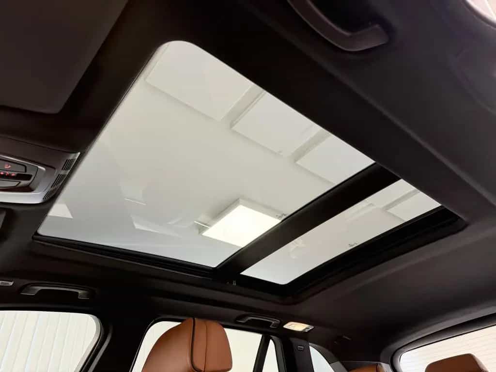 BMW X5 xDrive35i INDIVIDUAL Pano HUD Kamera H/K LED 07/2017-photo-19