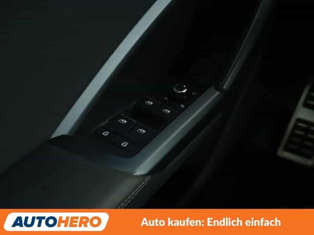 Audi Q3 Sportback 35 TDI quattro S line*NAVI*LIM*PDC* 11/2020-photo-26