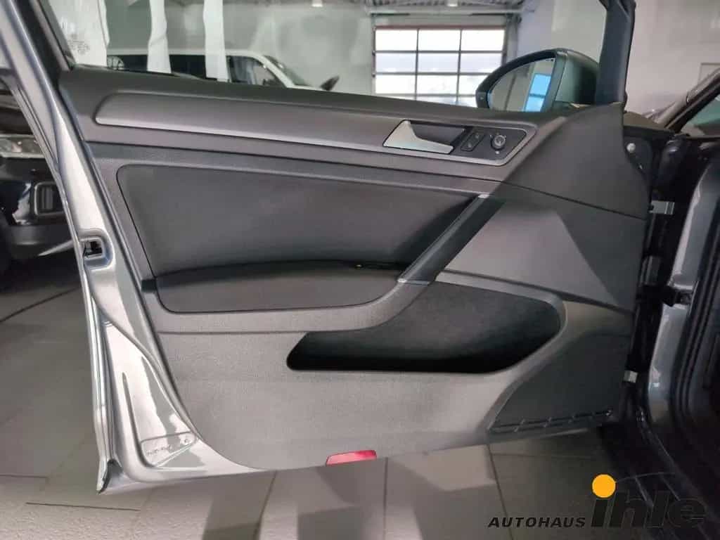 Volkswagen Golf VII Comfortline 1,0 TSI AHK+BLUETOOTH+R-FAH 06/2019-photo-10