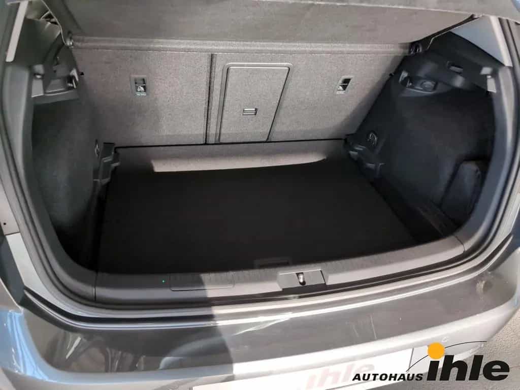 Volkswagen Golf VII Comfortline 1,0 TSI AHK+BLUETOOTH+R-FAH 06/2019-photo-17