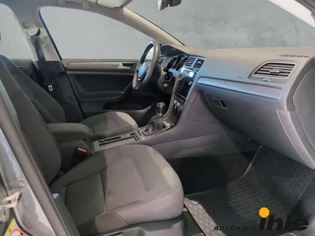 Volkswagen Golf VII Comfortline 1,0 TSI AHK+BLUETOOTH+R-FAH 06/2019-photo-3