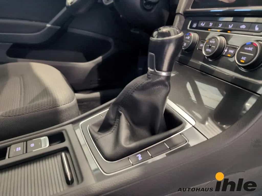 Volkswagen Golf VII Comfortline 1,0 TSI AHK+BLUETOOTH+R-FAH 06/2019-photo-7
